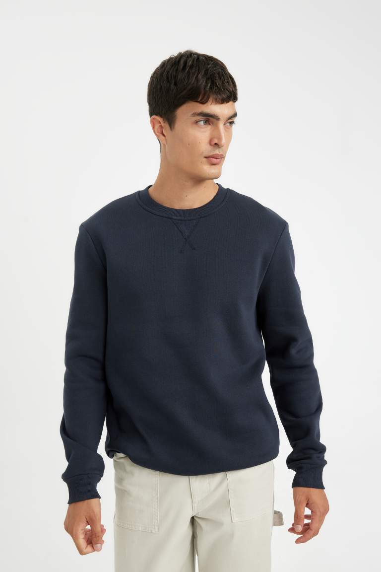 Regular Fit Thick Basic Sweatshirt