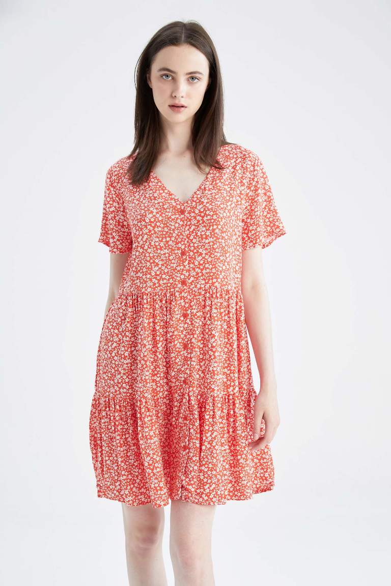 Volan Detailed V-Neck Floral Dress