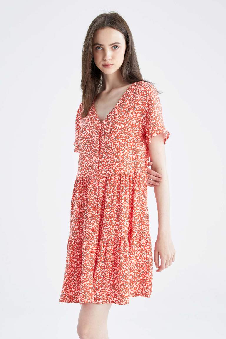 Volan Detailed V-Neck Floral Dress