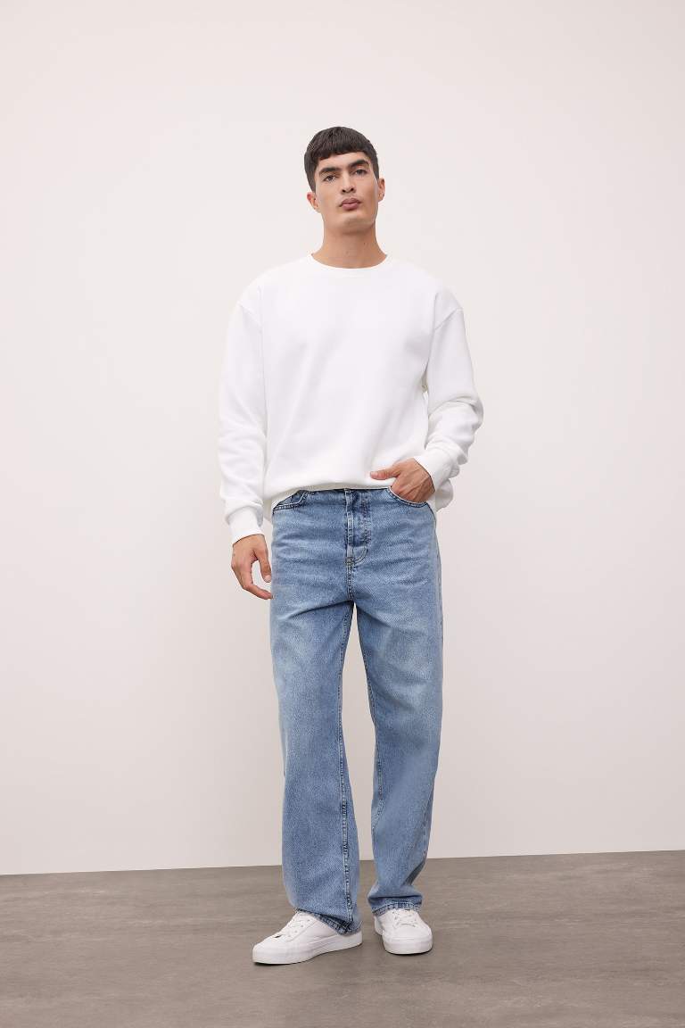 Oversize Fit Crew Neck Thick Basic Sweatshirt