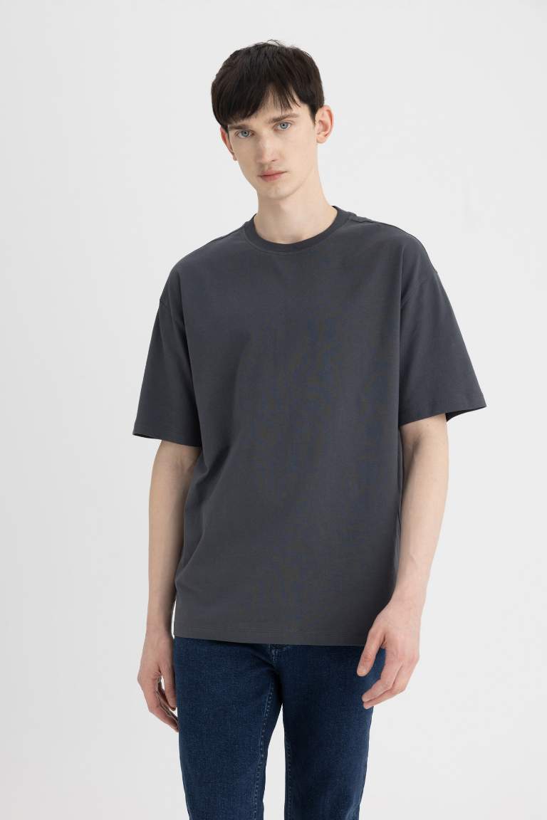 Oversize Fit Crew Neck T-Shirt