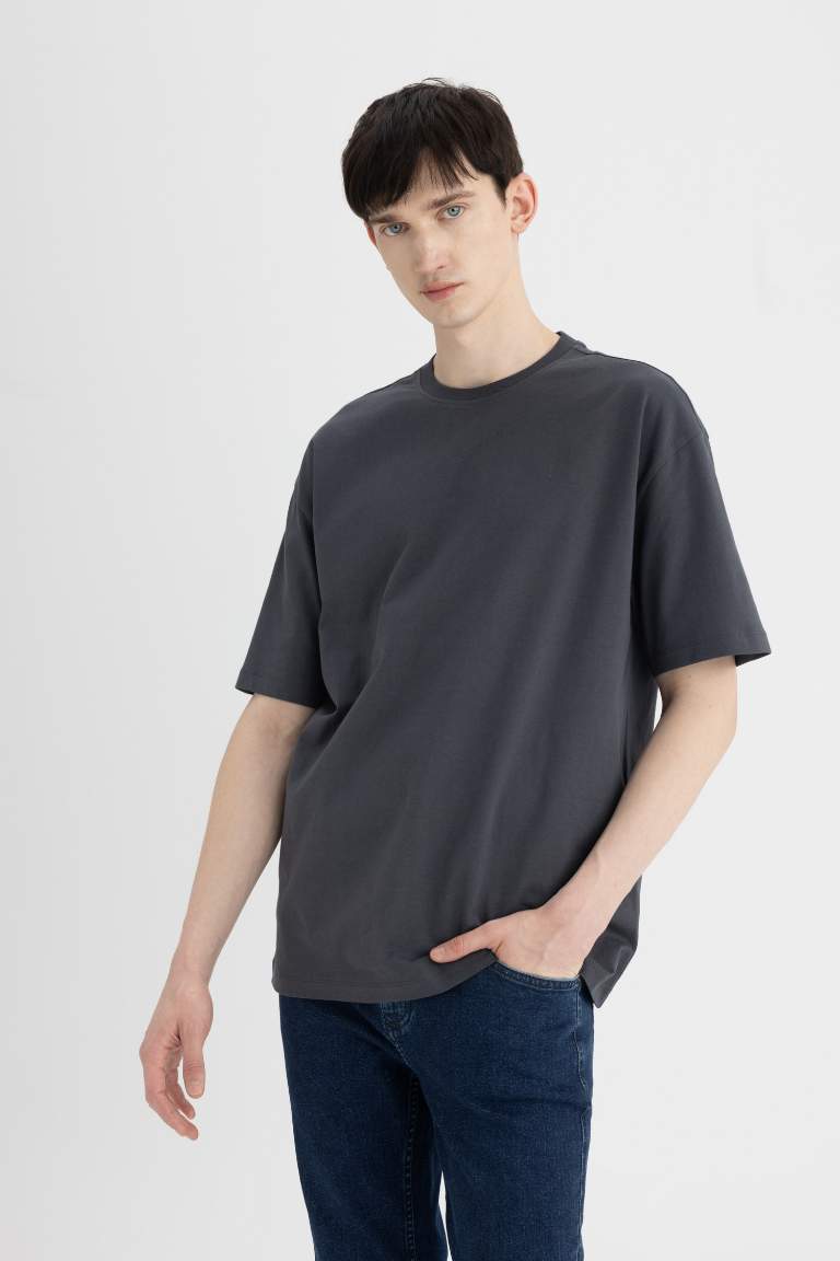 Oversize Fit Crew Neck T-Shirt