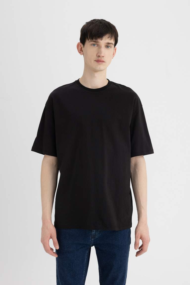 Oversize Fit Crew Neck Short Sleeve T-Shirt