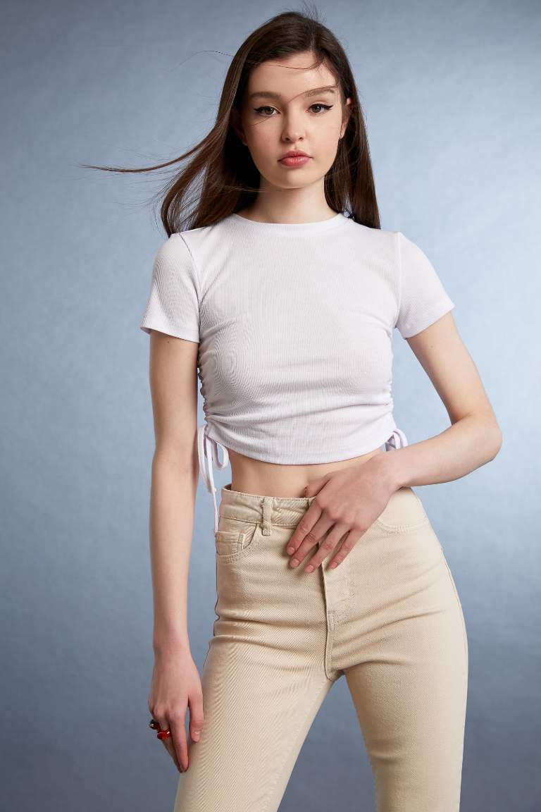 Short Sleeve Tie Waist Crop Top