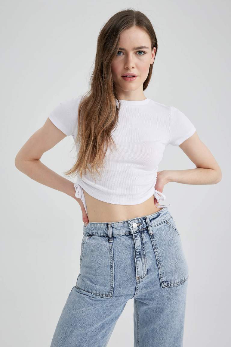 Short Sleeve Tie Waist Crop Top