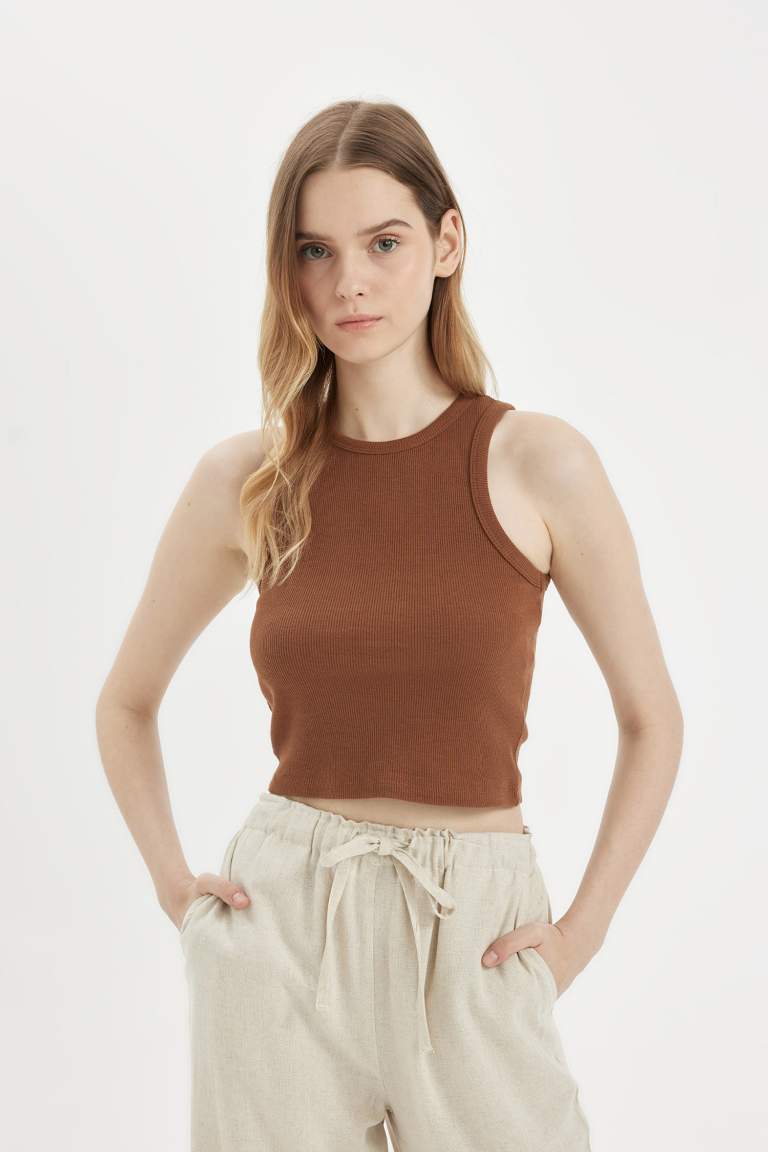 Fitted Halter Neck Ribbed Camisole Crop Top