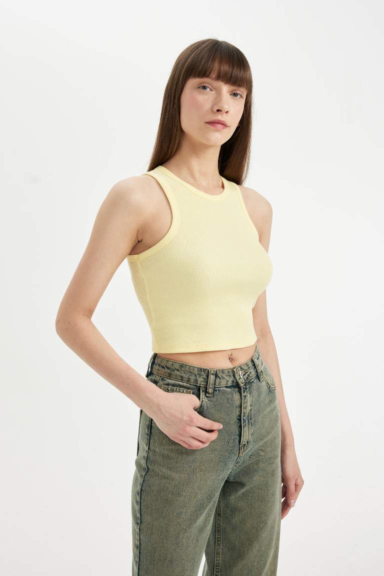 Fitted Halter Neck Ribbed Camisole Crop Top