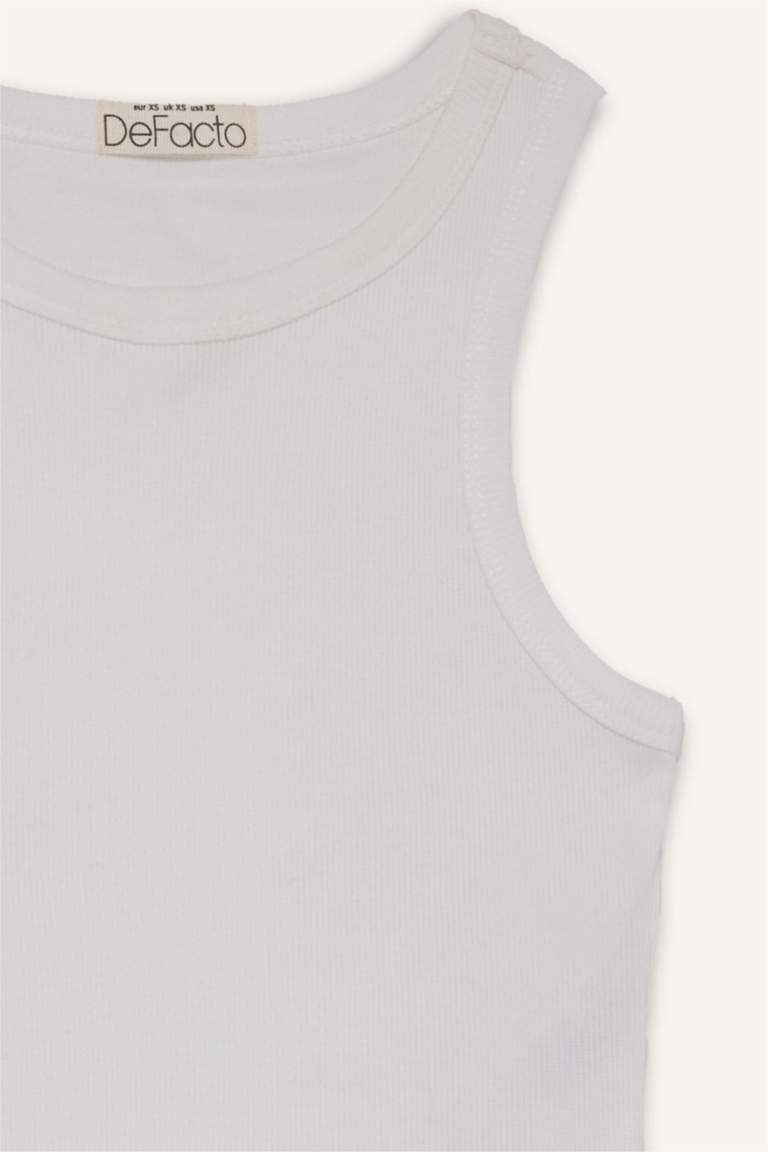 Slim Fit Camisole Halter Collar Tank Top