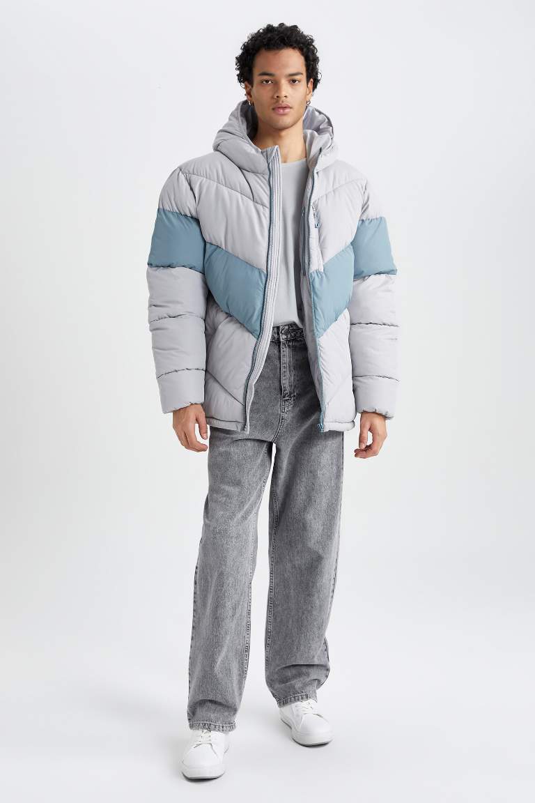 Water Repellent Regular Fit Puffer Jacket