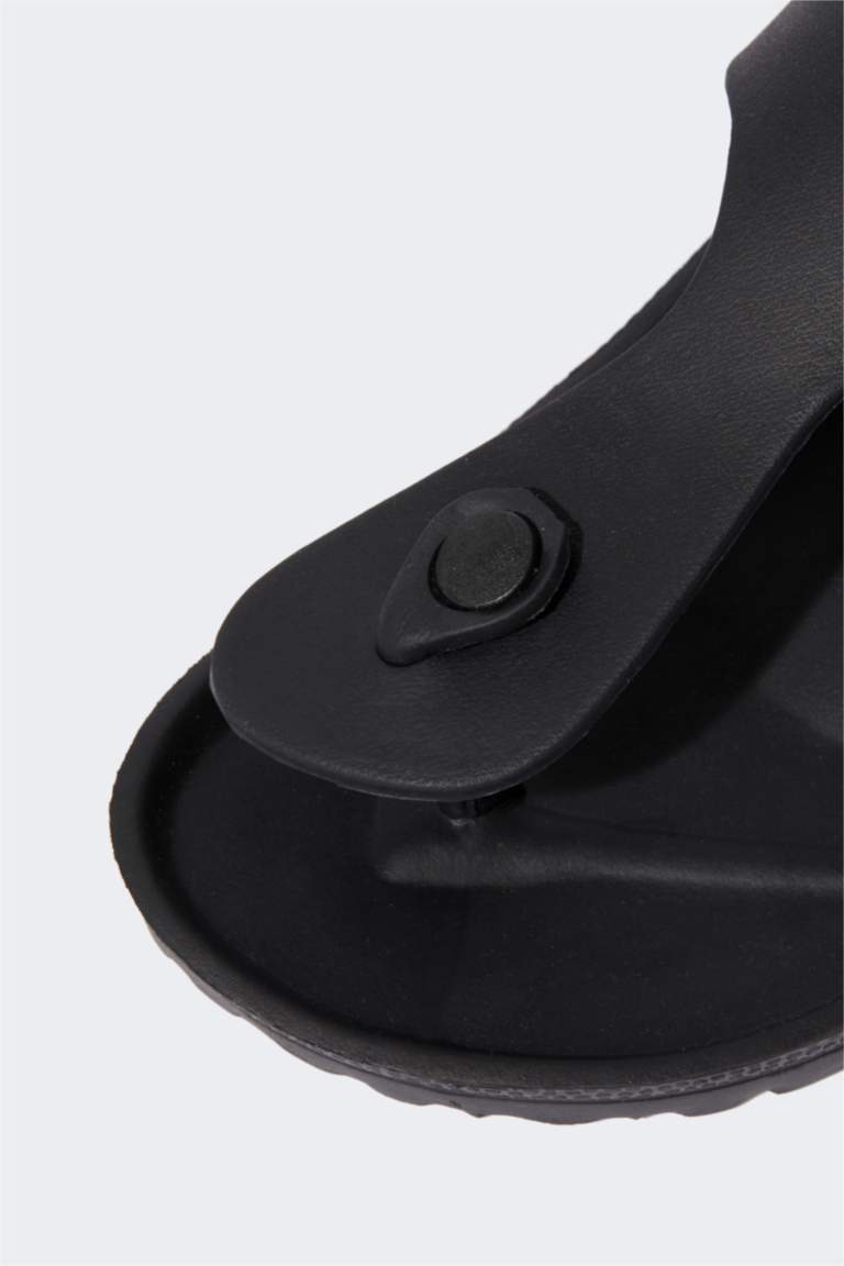 Erkek Parmak Arası Eva Terlik