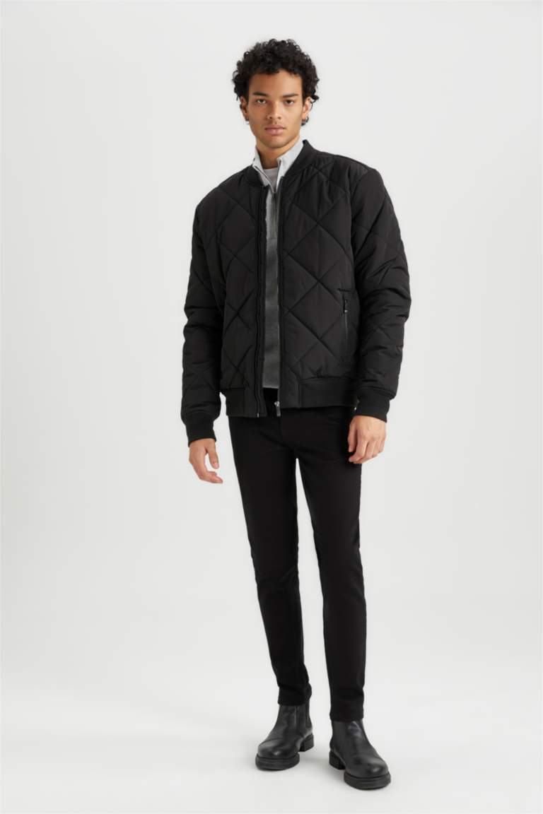 Black MEN Slim Fit Lined Puffer Jacket 2456229 DeFacto