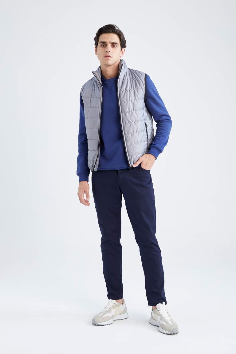 Slim Fit Dik Yaka Fermuar Kapamalı Su İtici Warmtech Isı Yalıtımlı Mevsimlik Şişme Yelek