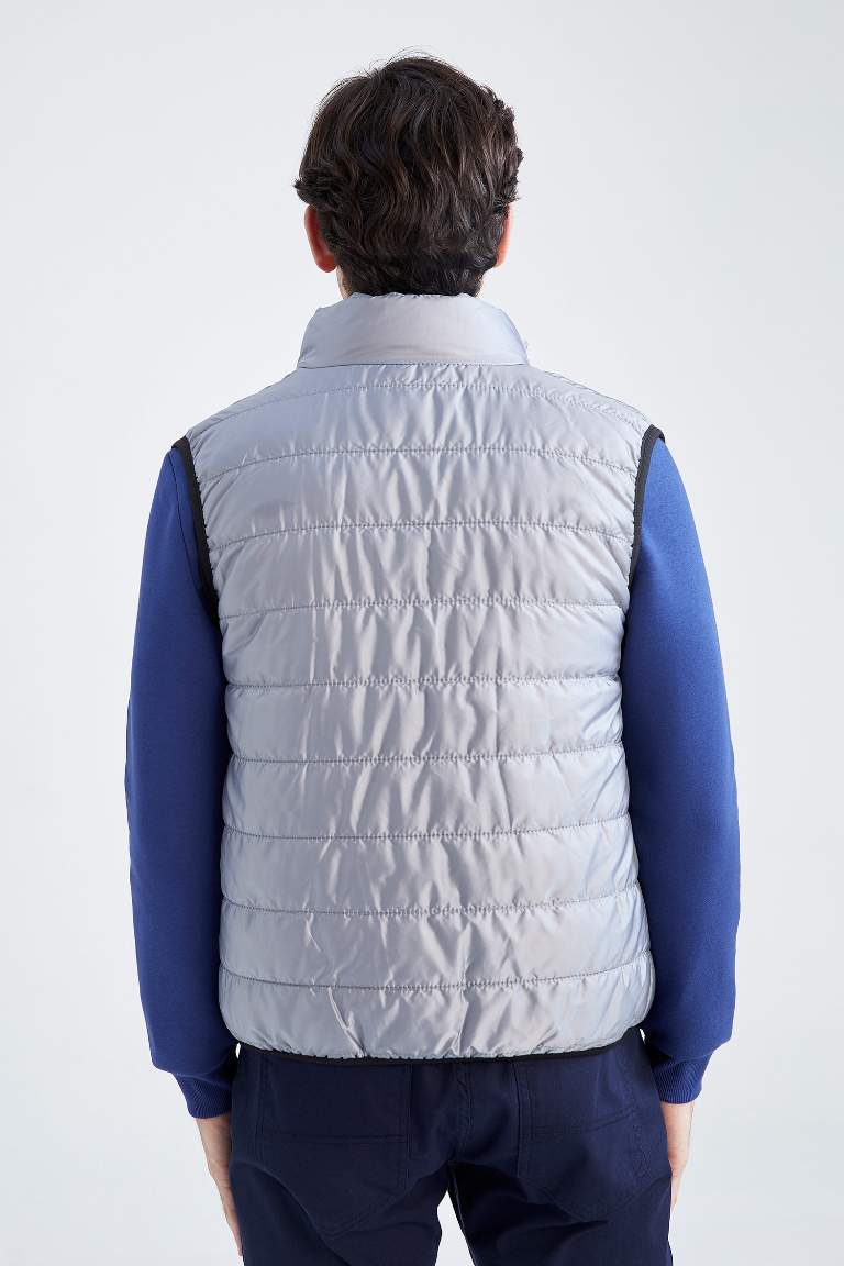 Slim Fit Dik Yaka Fermuar Kapamalı Su İtici Warmtech Isı Yalıtımlı Mevsimlik Şişme Yelek