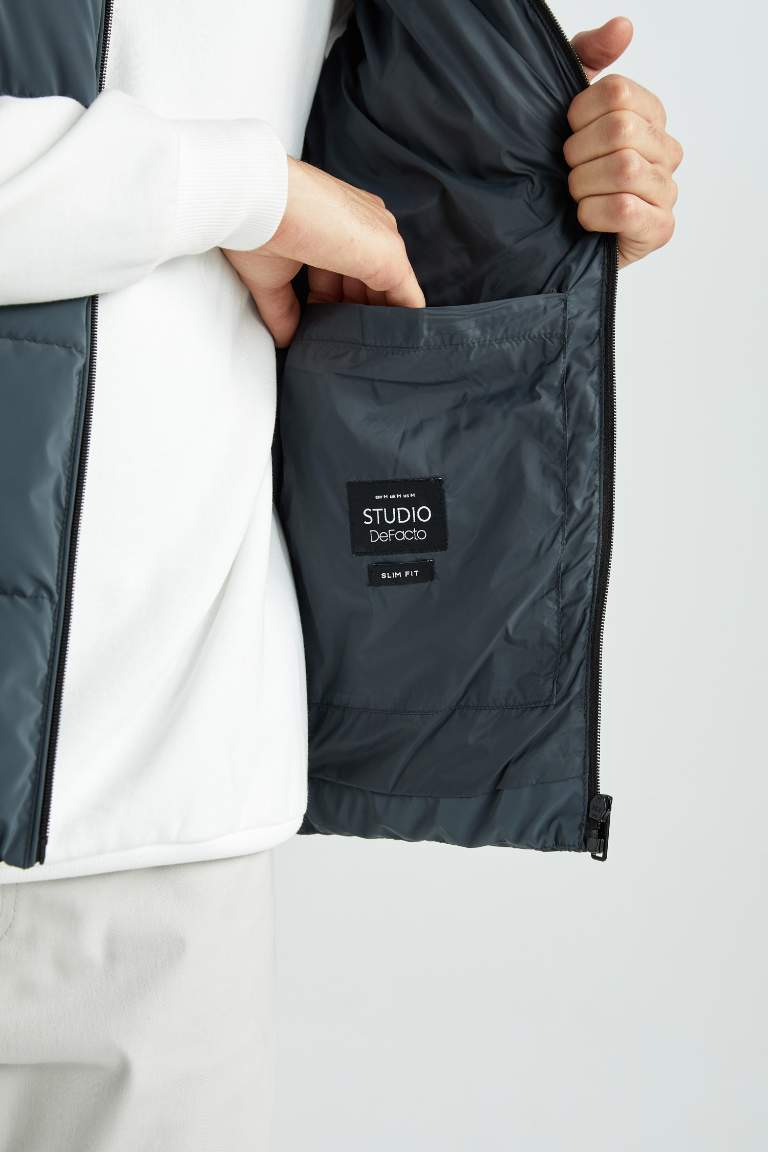 Slim Fit Dik Yaka Astarlı Fermuarlı Cepli Şişme Yelek