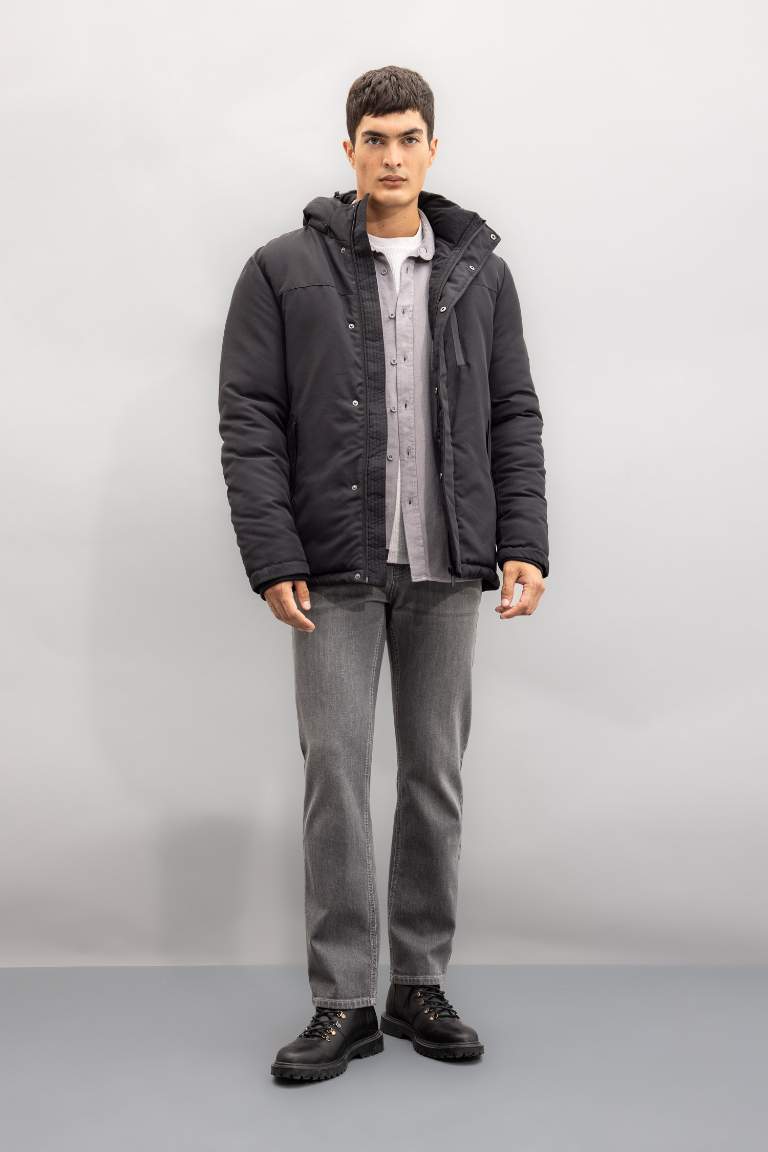 Waterproof Regular Fit Hooded Puffer Jacket