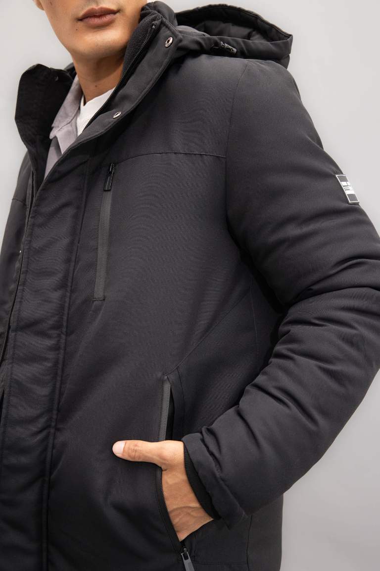 Waterproof Regular Fit Hooded Puffer Jacket