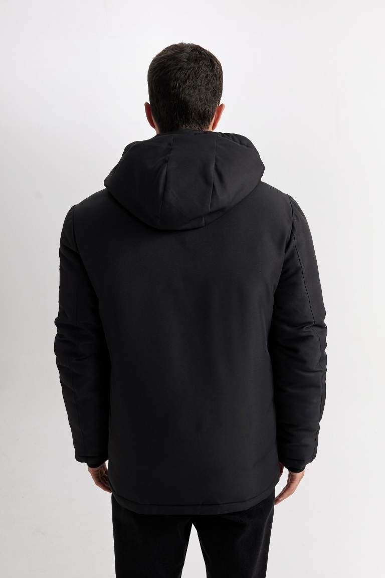Waterproof Regular Fit Hooded Puffer Jacket