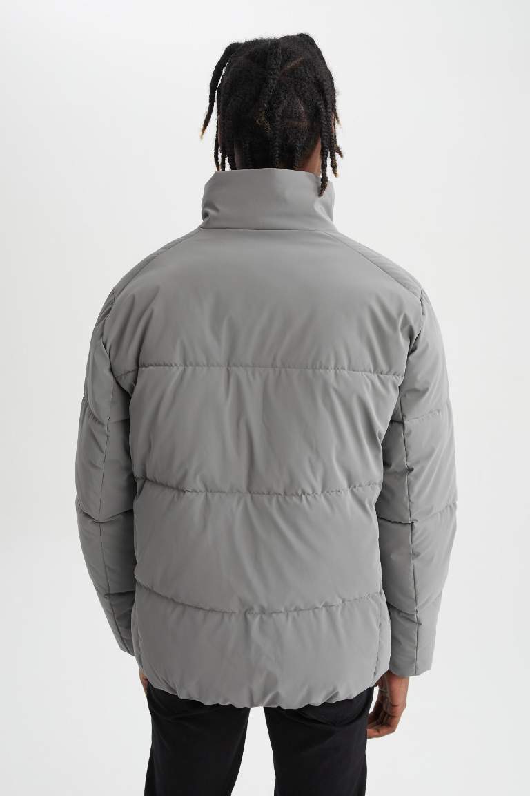 Slim Fit Dik Yaka Puffer Şişme Mont