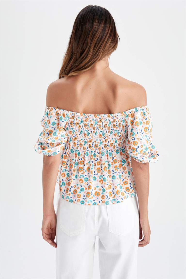 Fitted Square Neck Floral Short Sleeve Blouse
