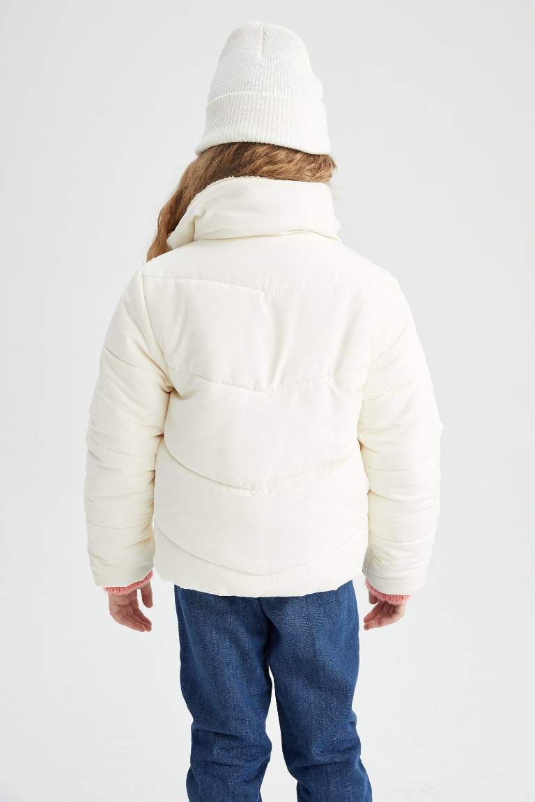 Kız Çocuk Dik Yaka Pelüş Astarlı Puffer Mont