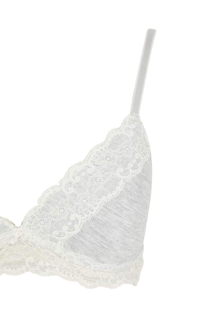 Fall in Love Dantel Detaylı Triangle Bralet