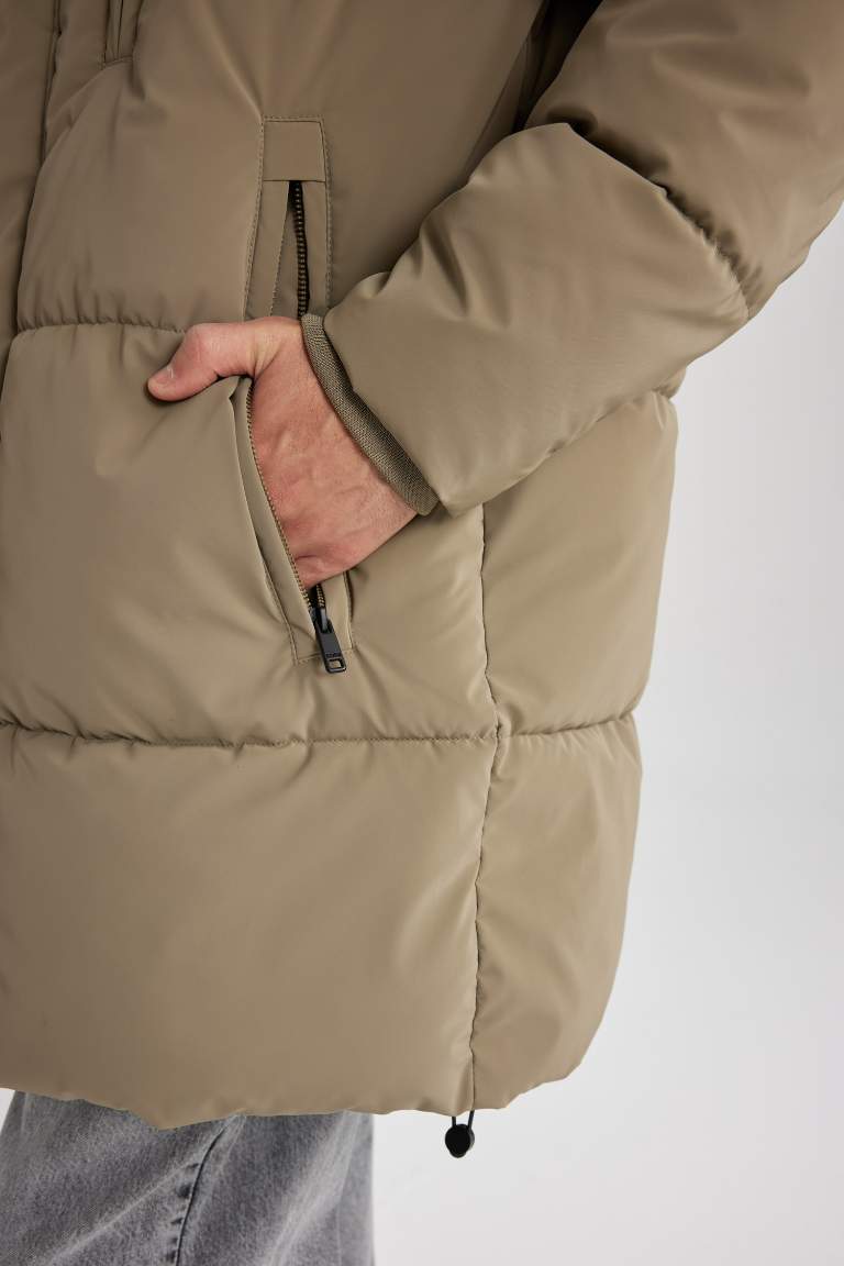 Regular Fit Hooded Faux Fur Lined Long Puffer Jacket