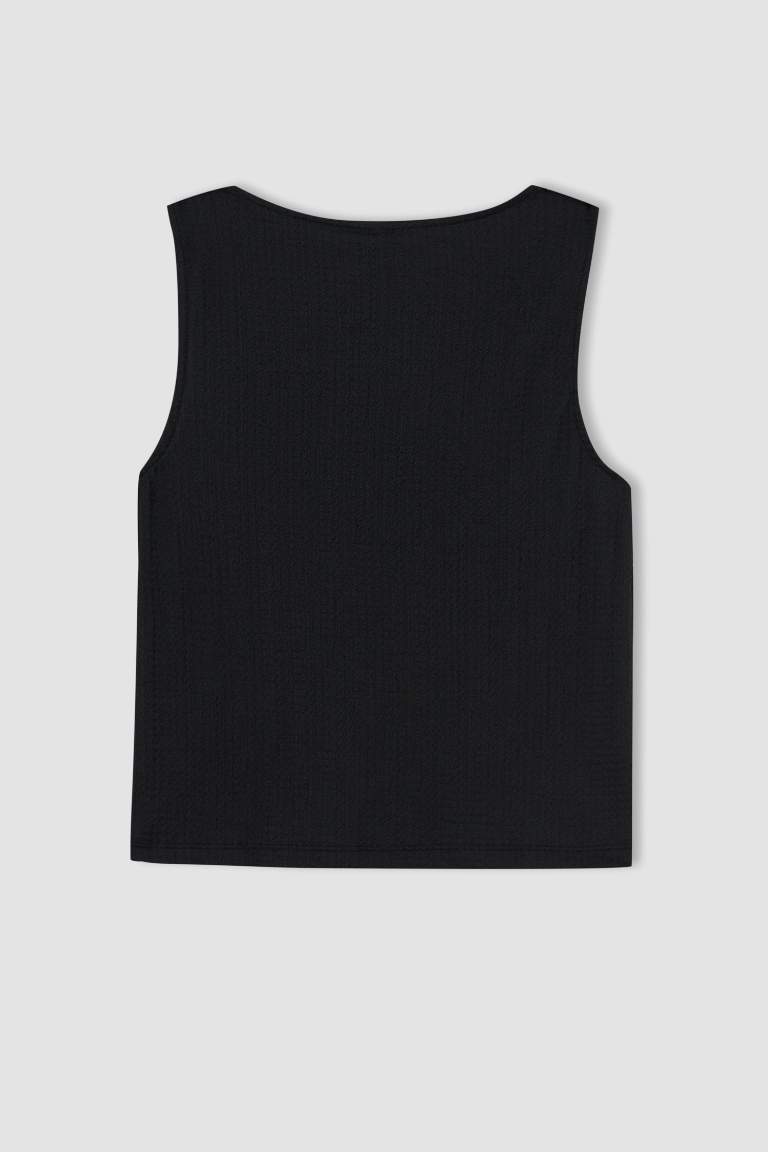 Топ на бретельках