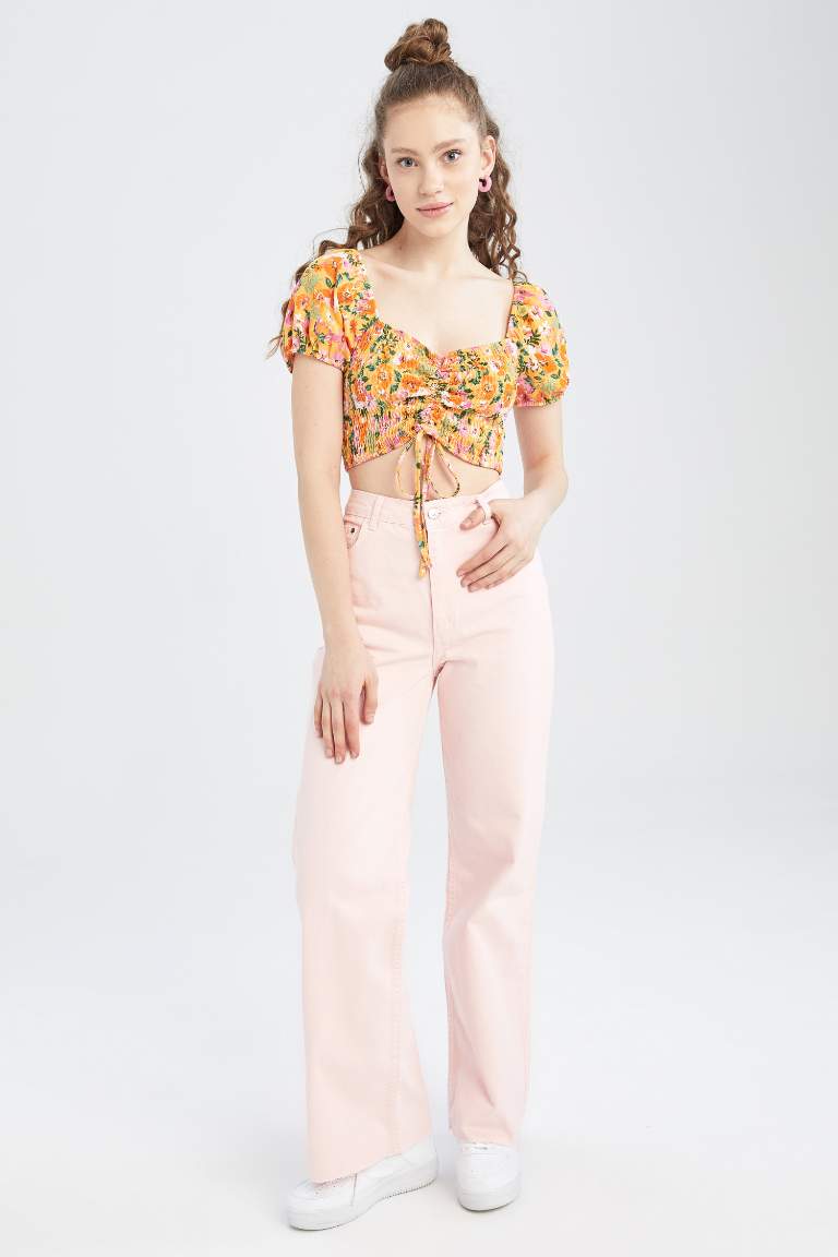 Slim Fit Short Balloon Sleeves Floral Print Crop Top