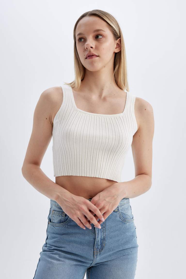 Slim Fit Square Neck Knitted Crop Top