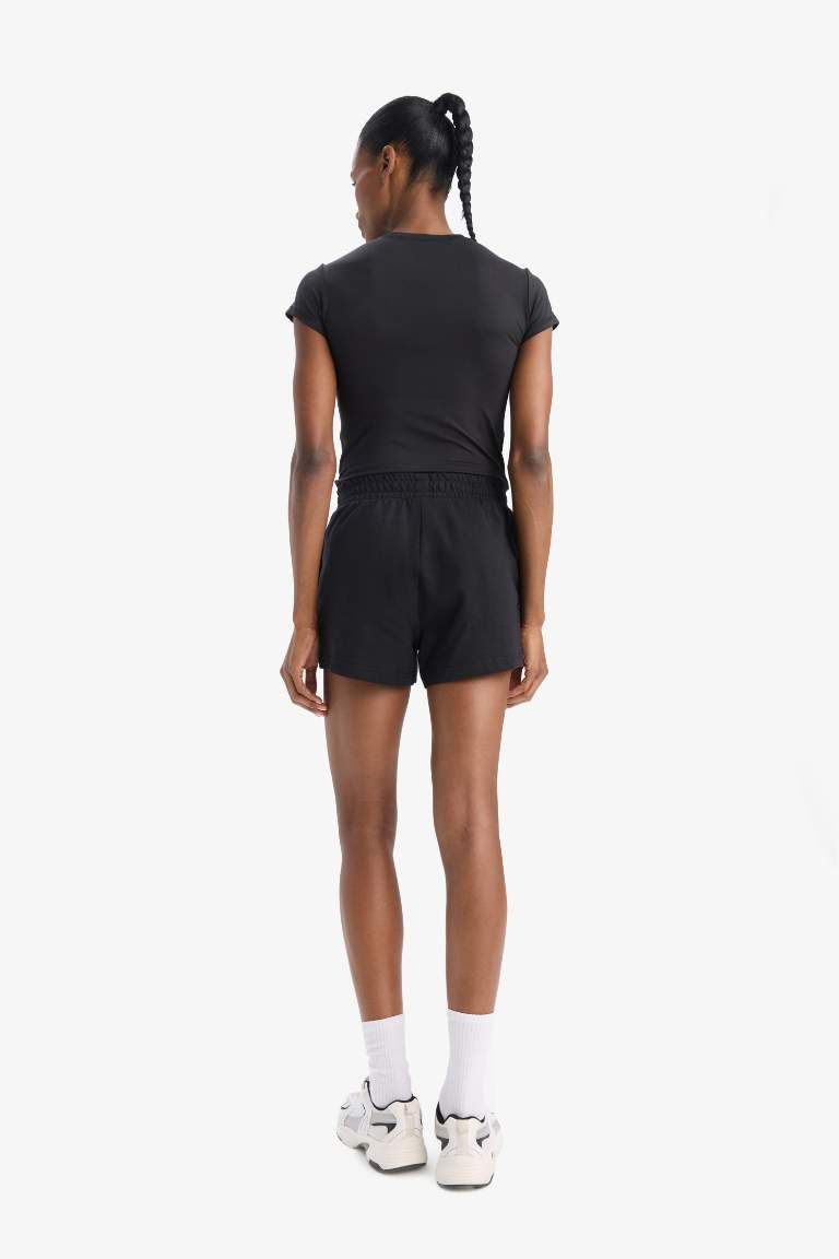 DeFactoFit Slim Fit Short Leg Shorts