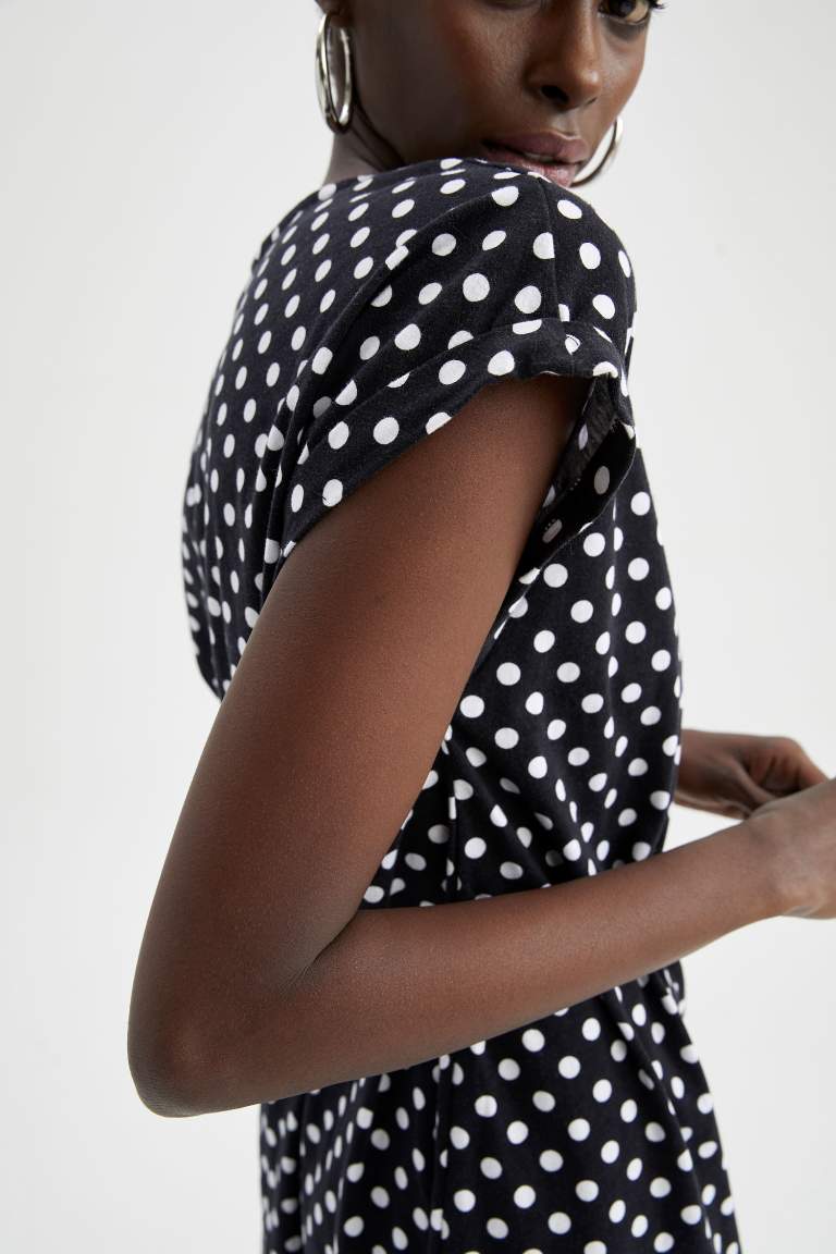 A Cut Short Sleeve Polka Dot Print Mini Dress