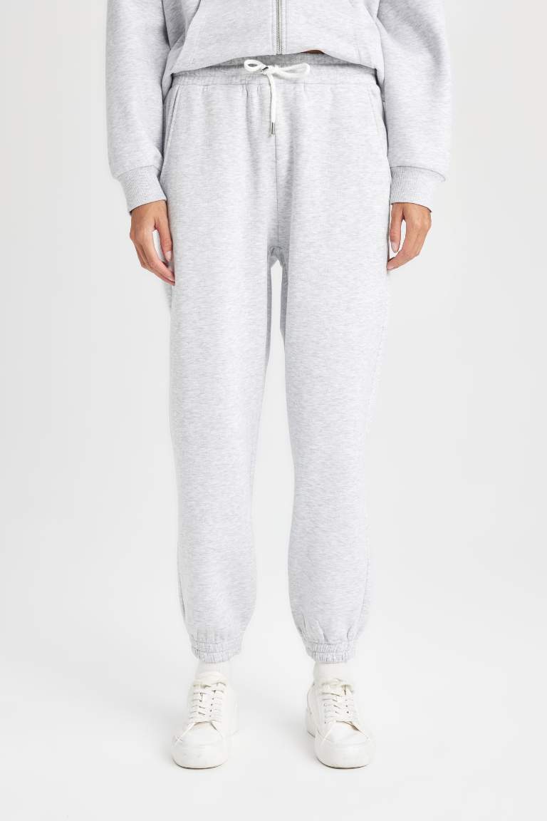 Regular Waist Thick Jogger Sweatpants