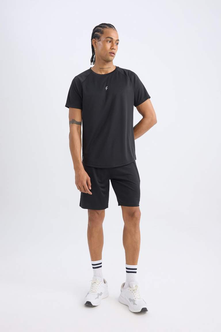 DeFactoFit Hızlı Kuruyan Slim Fit Dar Kesim Sporcu Standart Paça Şort