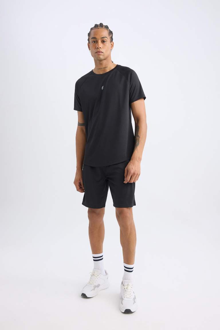 DeFactoFit Hızlı Kuruyan Slim Fit Dar Kesim Sporcu Standart Paça Şort
