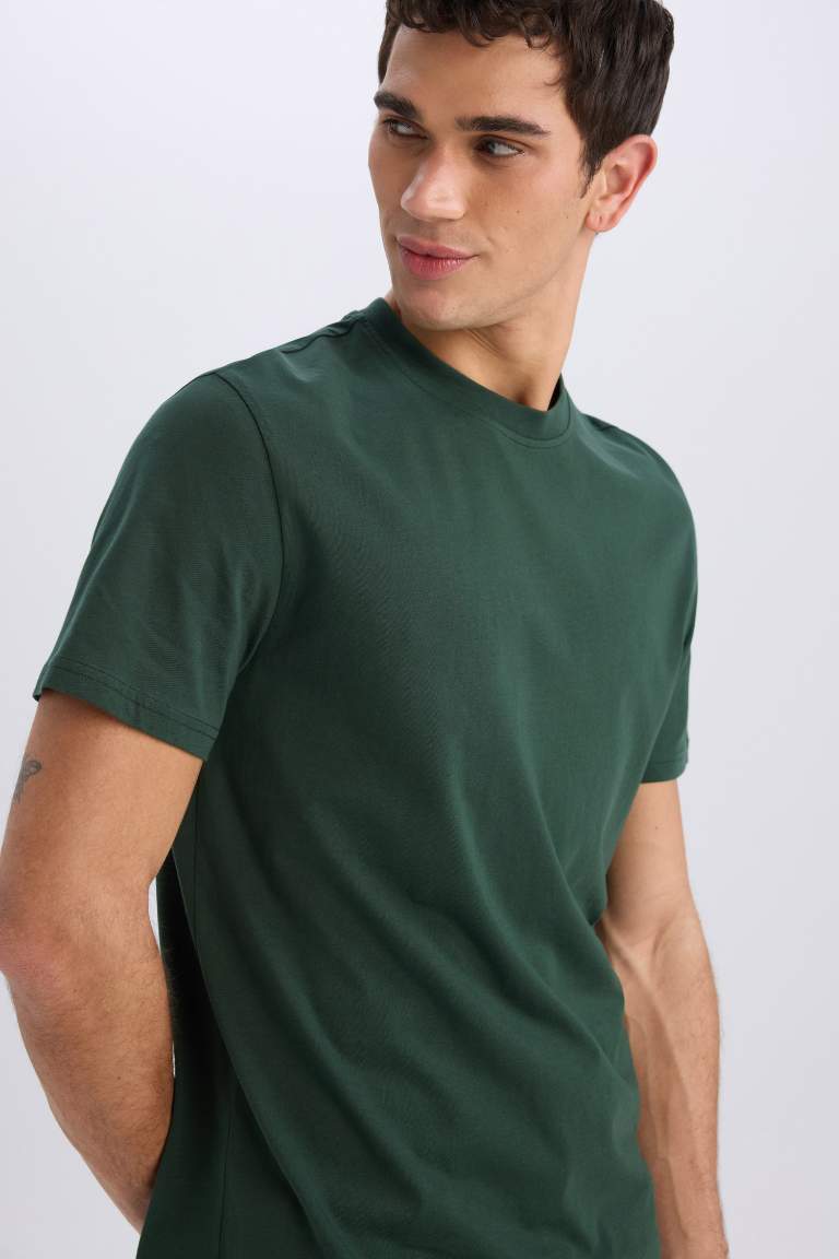 New Regular Fit Crew Neck Basic T-Shirt