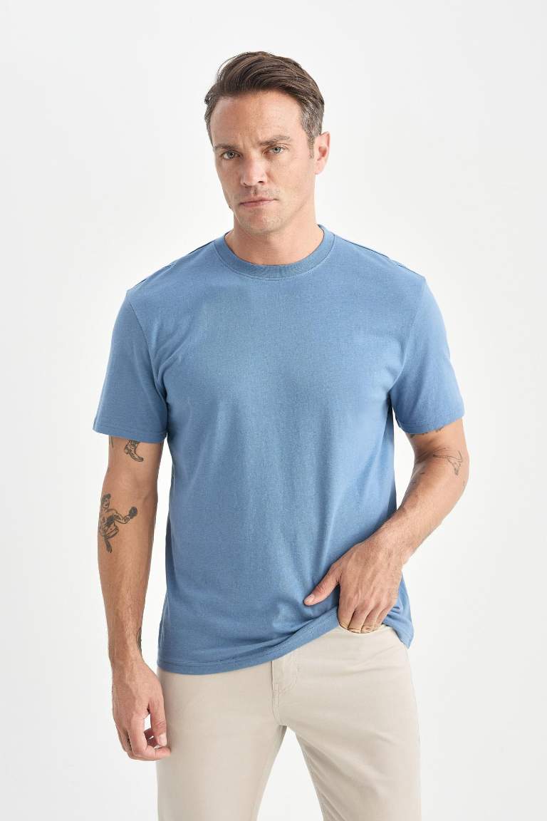 New Regular Fit Crew Neck Basic T-Shirt