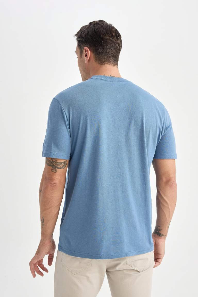 New Regular Fit Crew Neck Basic T-Shirt