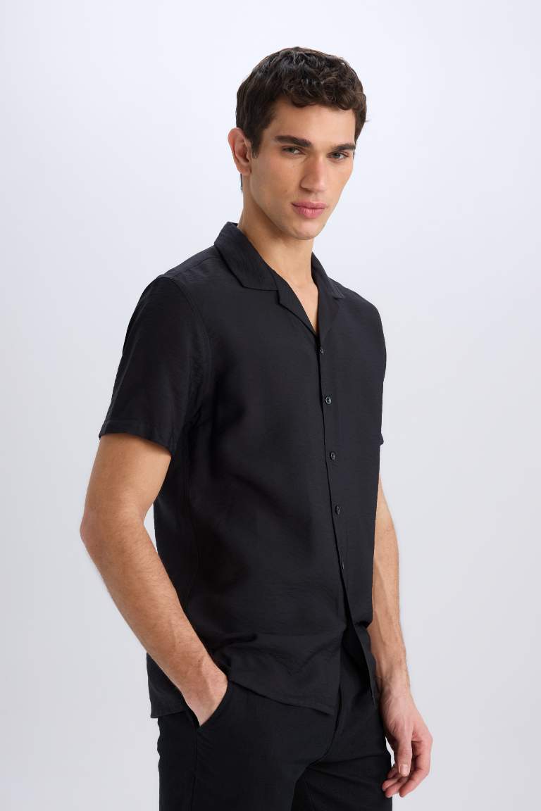 Modern Fit Yazlık Polo Yaka Basic Düz Aerobin Kısa Kollu Siyah Gömlek