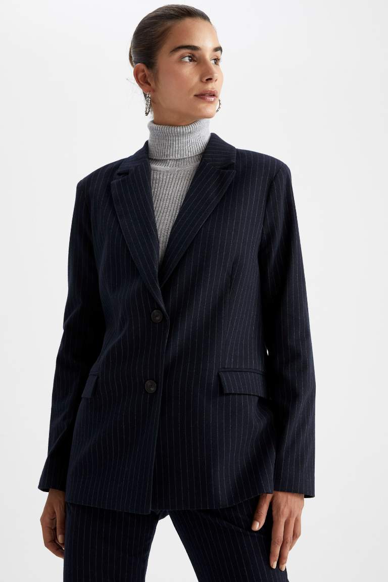 Regular Fit Çizgili Kapaklı Cepli Uzun Kollu Blazer Ceket
