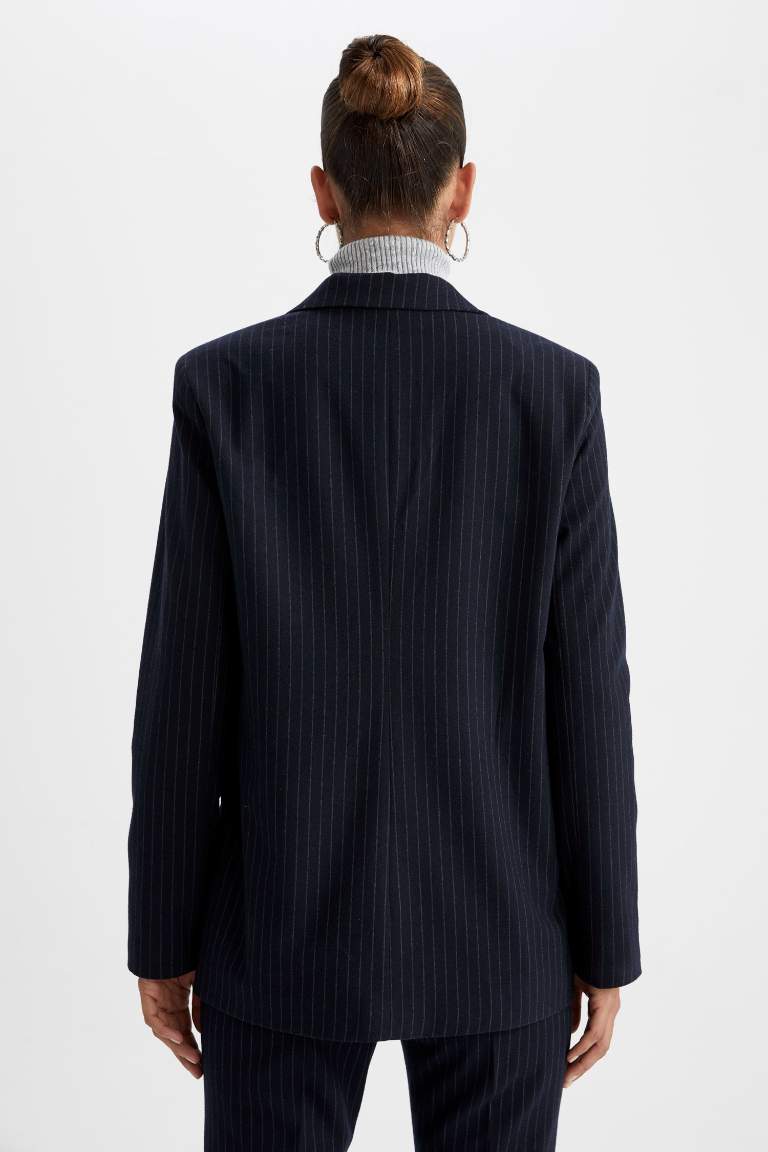 Regular Fit Çizgili Kapaklı Cepli Uzun Kollu Blazer Ceket