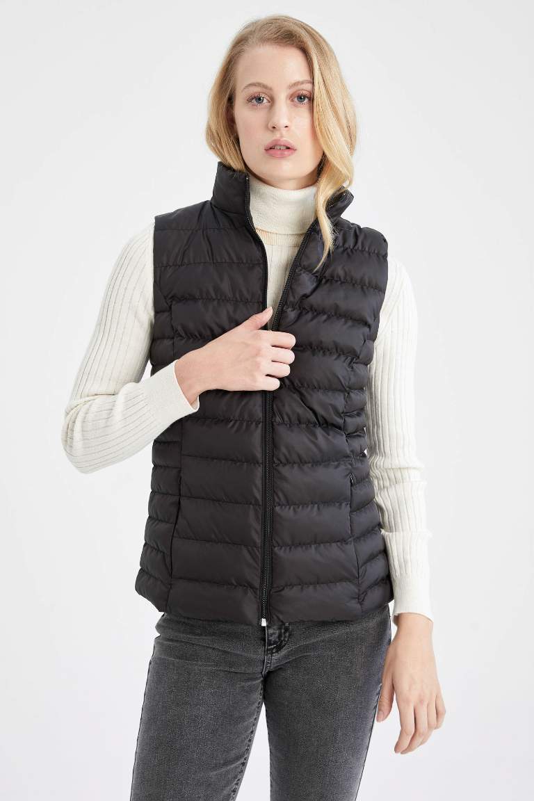 Regular Fit Yelek