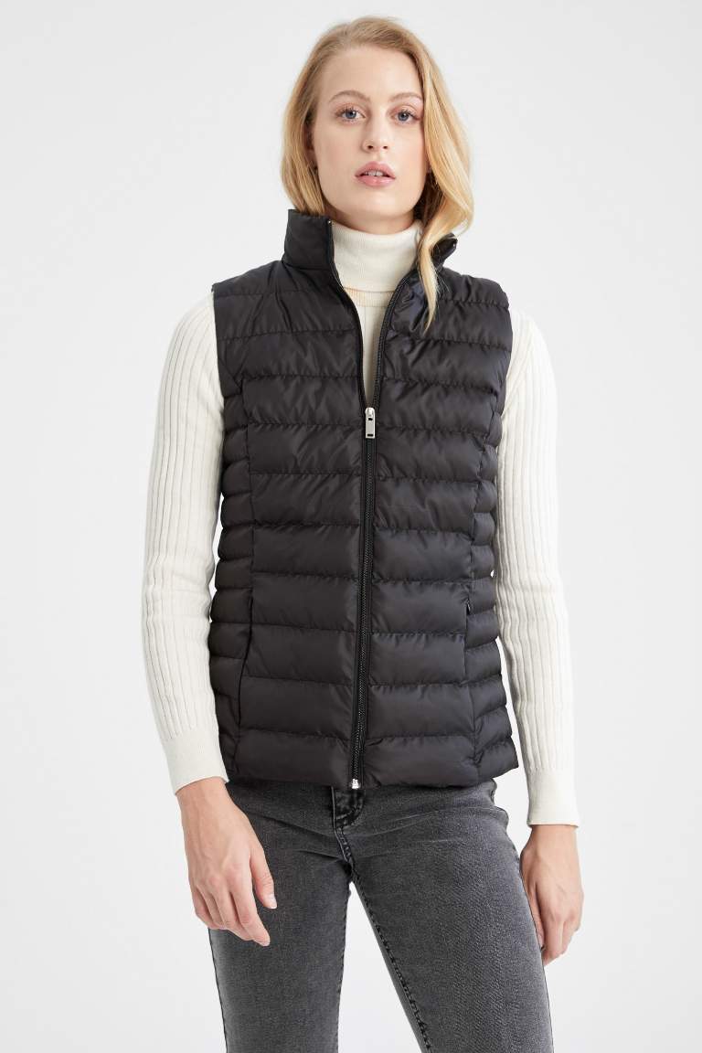 Regular Fit Yelek