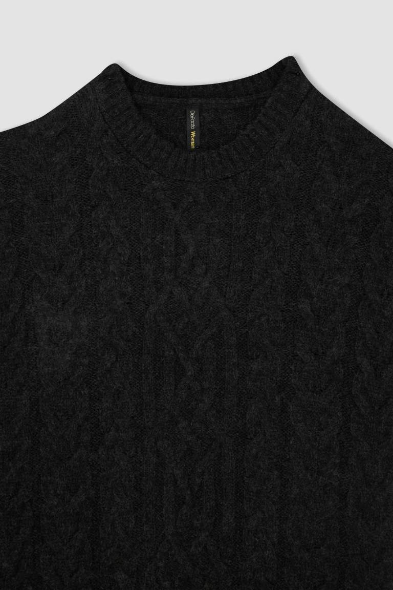 Regular Fit Bisiklet Yaka Örgü Desenli Mini Elbise