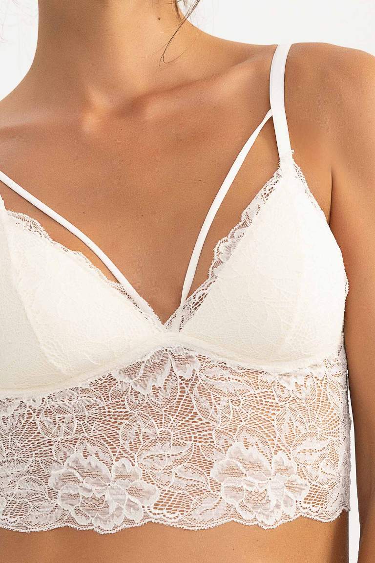 Fall in Love Dantelli Bant Detaylı Triangle Bralet