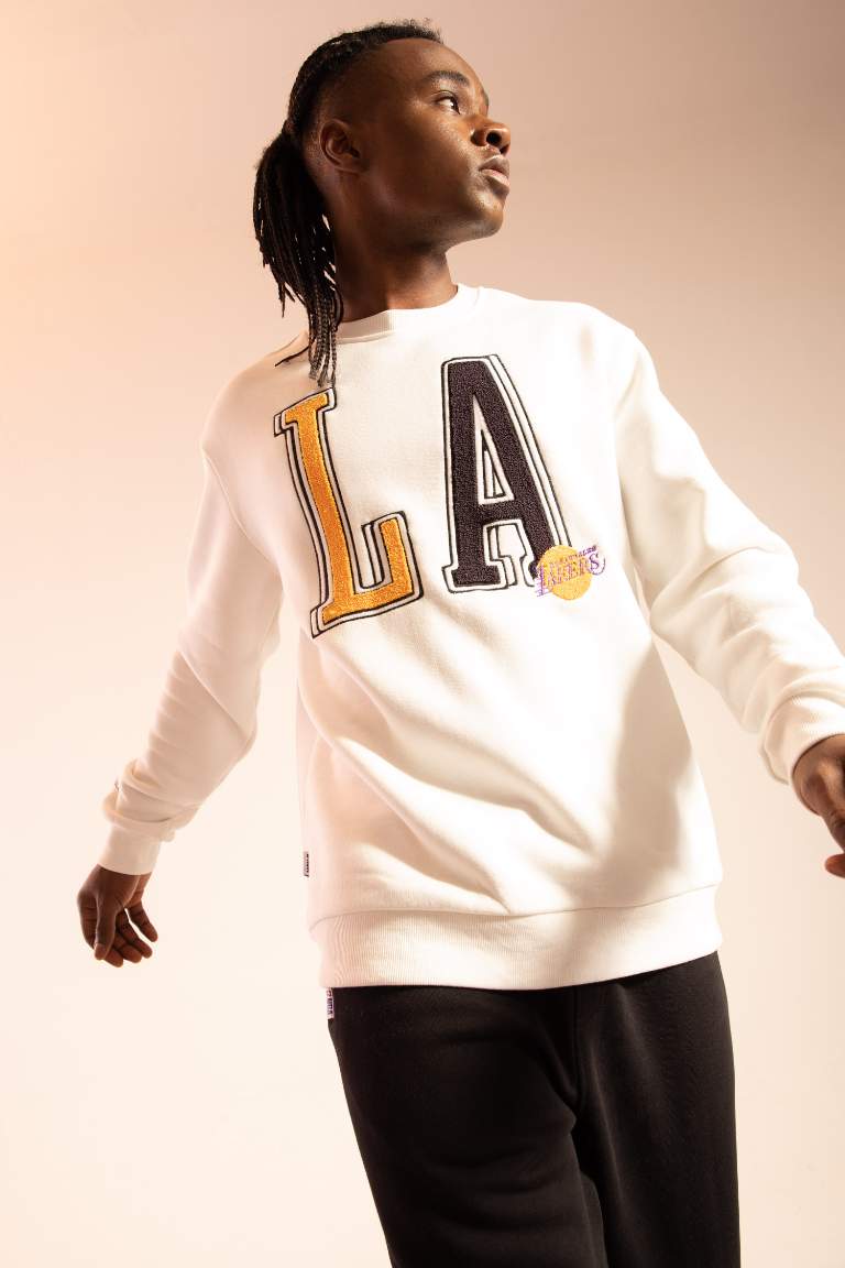 DeFactoFit NBA Los Angeles Lakers Regular Fit Bisiklet Yaka Sweatshirt