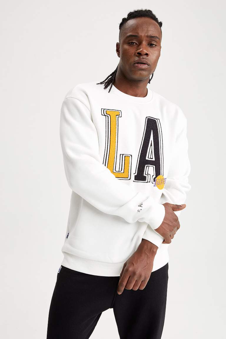 DeFactoFit NBA Los Angeles Lakers Regular Fit Bisiklet Yaka Sweatshirt