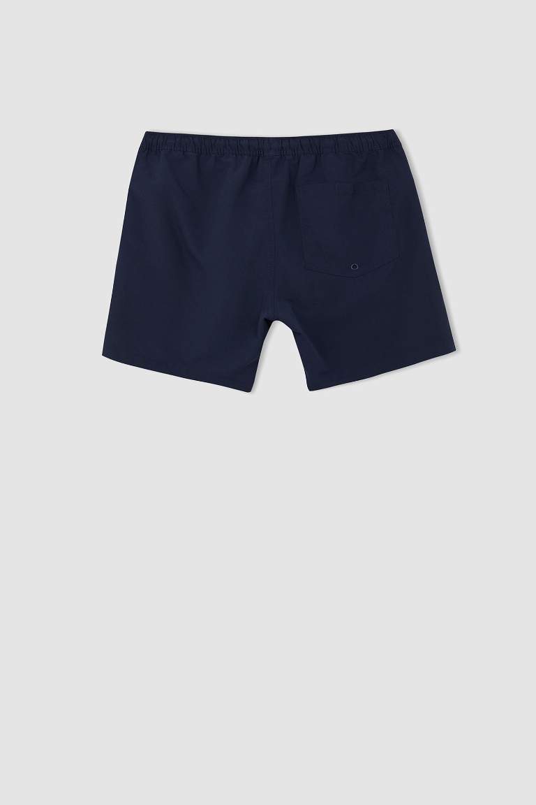 Regular Fit Basic Düz Diz Üstü Deniz Şortu