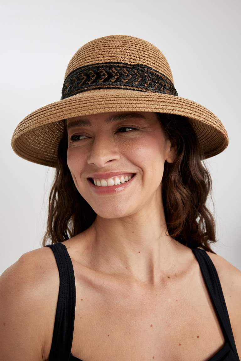 Woman Embroidered Straw Hat