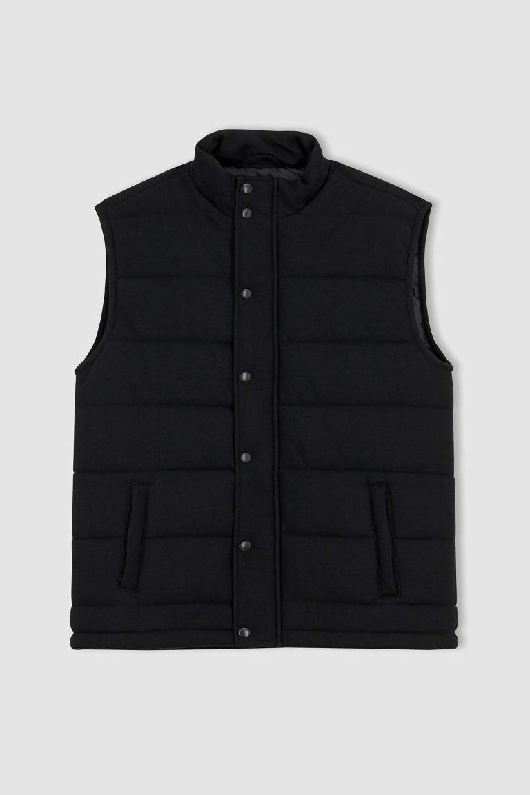 قمصلة يلك بجيب قصة عادية بياقة عالية