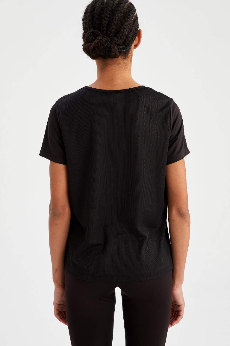 DeFactoFit Regular Fit Bisiklet Yaka Basic Spor Tişört